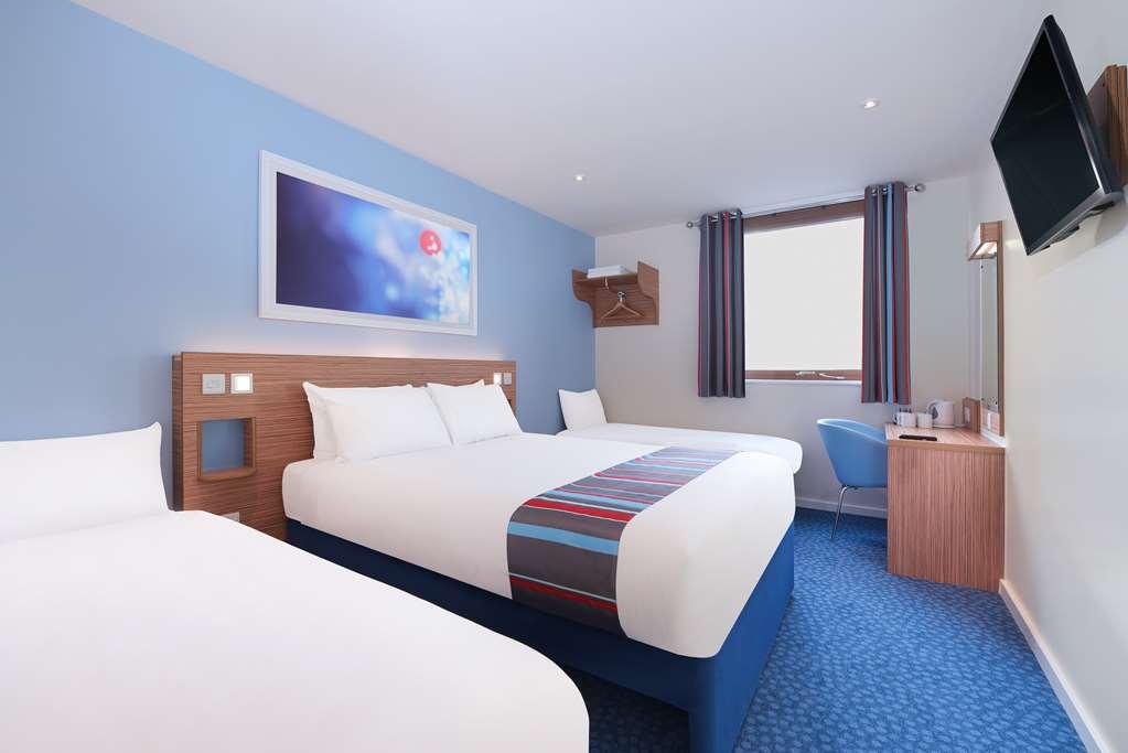 Travelodge Northwich Lostock Gralam Номер фото